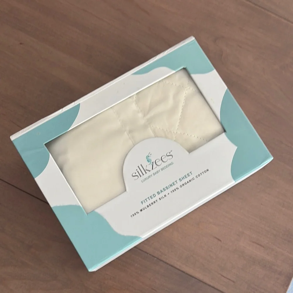 Silkzees Luxury Bassinet Sheet - Picture 2 of 13